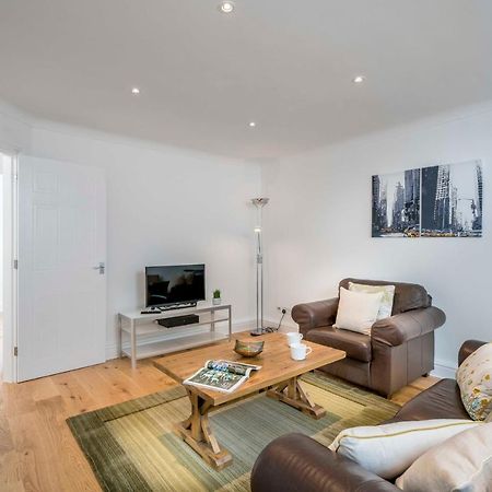 Splendid Apartment Near Vauxhall Tube ロンドン エクステリア 写真