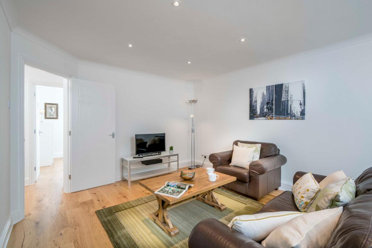 Splendid Apartment Near Vauxhall Tube ロンドン エクステリア 写真