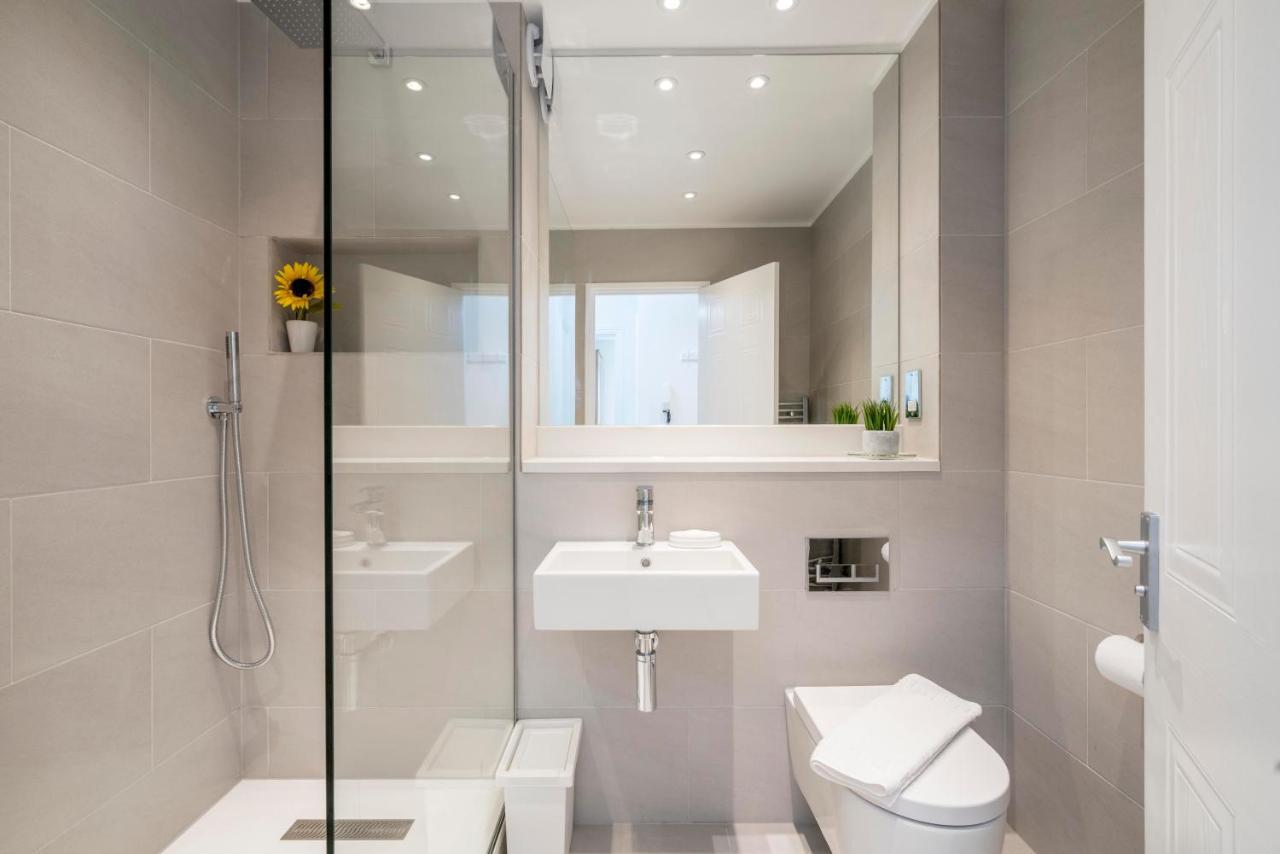 Splendid Apartment Near Vauxhall Tube ロンドン エクステリア 写真